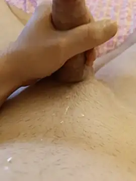 Indigoblue1998 live cam on StripChat
