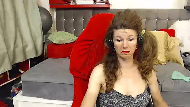 kellyterapy live cam on StripChat