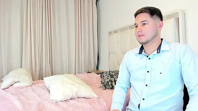 CameronyMartinn webcam