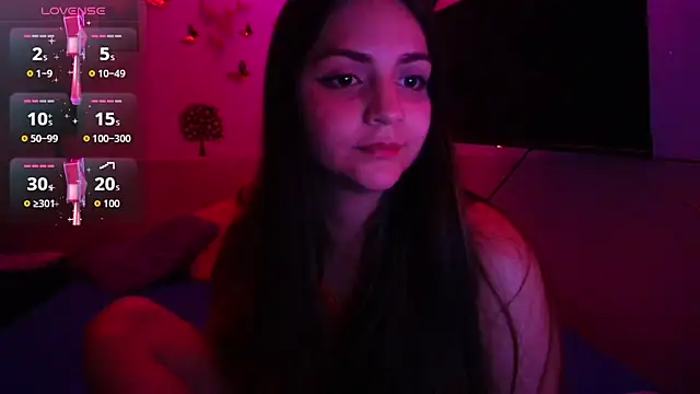 emily_cooper_t live cam on StripChat