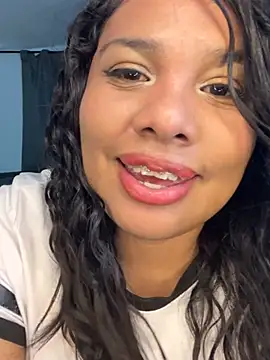 Rashell1_Queen webcam