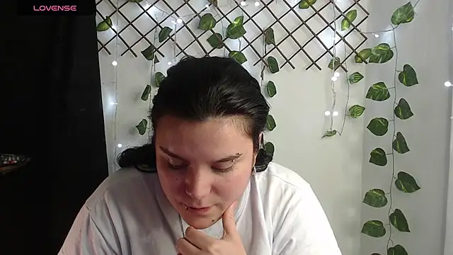 nika_1_ - Nika_1_'s free webcam - UK Sex Cams