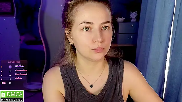 Mira_Mermayd webcam
