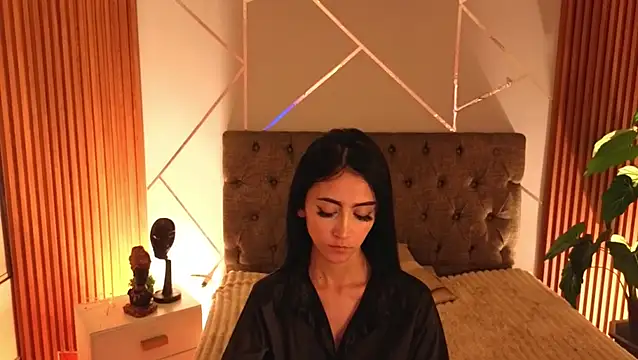 Coralinnee_ webcam