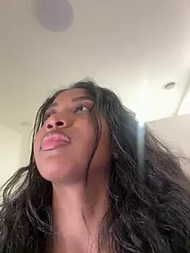 IamCrystal2 webcam