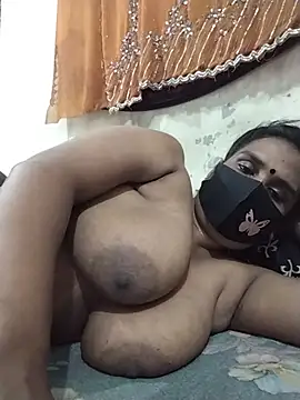 Puja-3232 webcam
