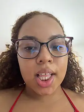 AlesiaCooper webcam