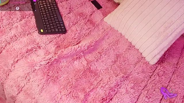 MylaDreams webcam