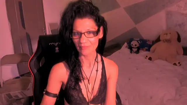 SweetSin40 webcam