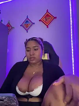 morena_2026pink webcam