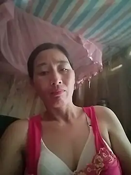 lris-Beauty77 webcam