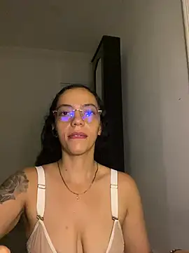 Maluxx333 webcam