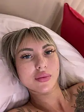 TeaseBabeXXX webcam