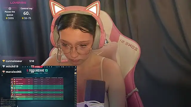 PiinkiAura webcam