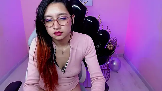 Nahomi_xxx webcam