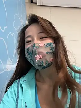 小少妇背着老公播户外，喜欢刺激，哥哥们越给力，我就越兴奋，大厅别提免费要求，骑士哥哥会送机票的哦😜