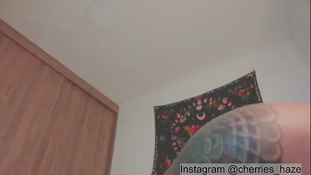 Cheerry1 webcam