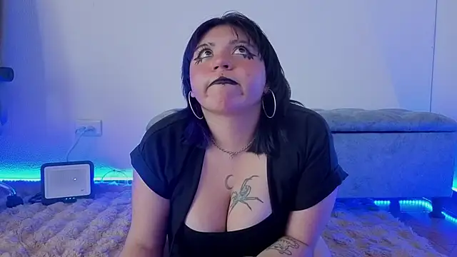 Blueberry_gothic live cam on StripChat