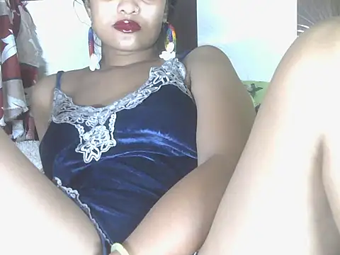 hotee_bhabi live cam on StripChat