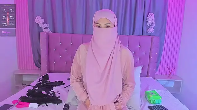 Nayla-Mouna webcam