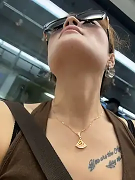 okgirl_23 (F milf) - 本周内完成免费私秀十分钟