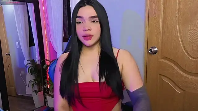 Veronica_111 live cam on StripChat