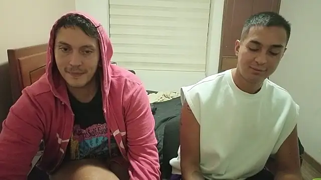 hardaftercum live cam on StripChat