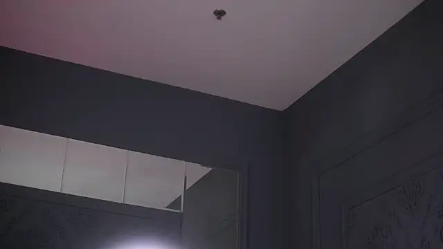 BrattyScarlet live cam on StripChat