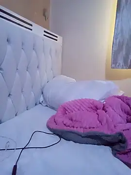 lovebby2 live cam on StripChat
