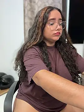CurlyGirl_1 webcam