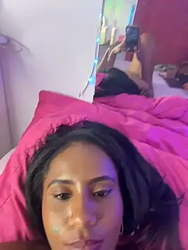 AlisonHoot69 webcam