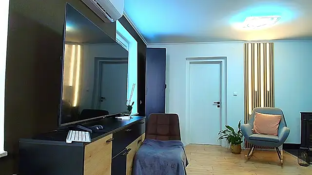 SweetTaya33 webcam