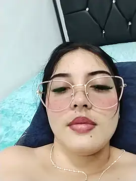 Valeria_allurin webcam