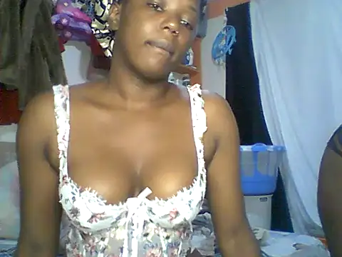 Ladysweetness23 webcam