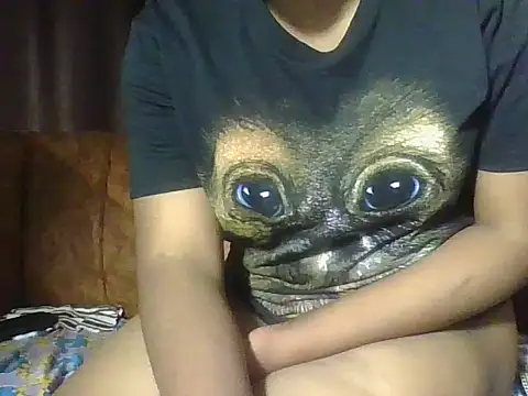 hornycremmie webcam