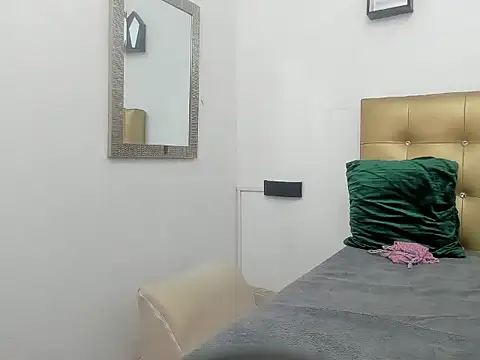 Lulu_sweetxx webcam