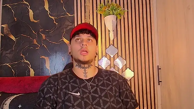 Arcano_Rh06 live cam on StripChat