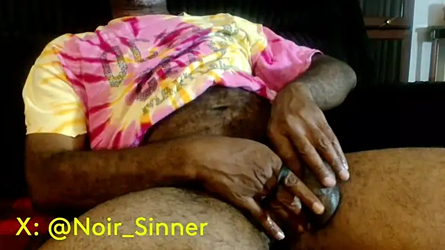 sinnernoir live cam on StripChat