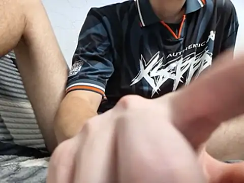 RayMartino live cam on StripChat