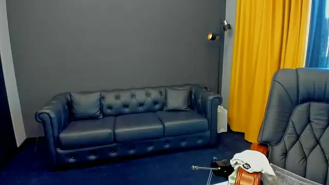 HaleySweet18 webcam
