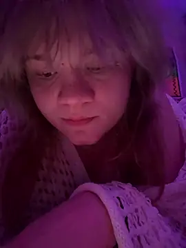 Cutiepiespanks Live Webcam on Stripchat