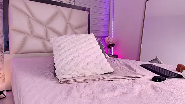 kendal_rossi webcam