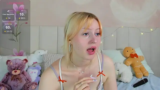 AdeleSilvy webcam