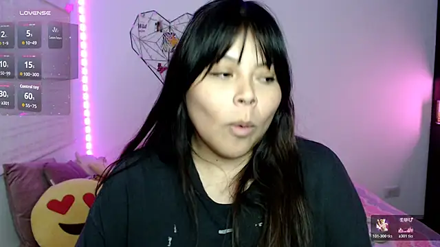 EllieMoonX webcam