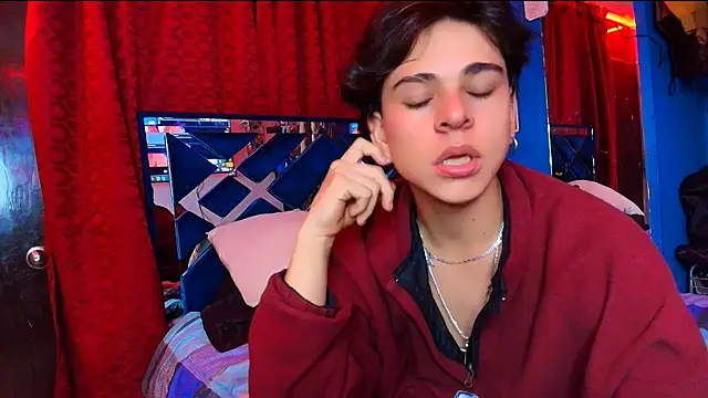 Luke_Howland webcam