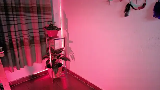 Zoe--khalL webcam