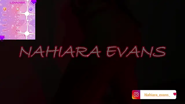 NahiaraEvans_ webcam