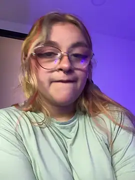Sophia_Weest99 webcam