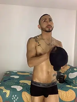 NicolasChest_xxx webcam