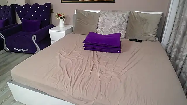 LilithReys webcam